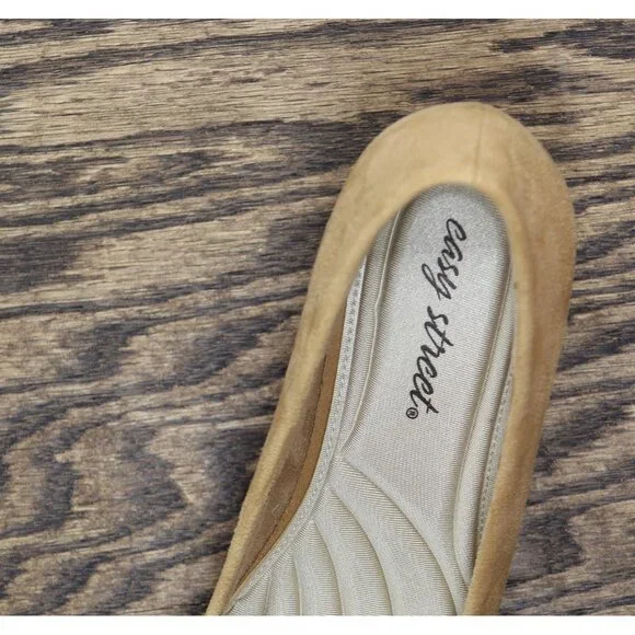 NWT Easy Street Proper Womens Block Heel Pumps PROPER Sand Suede Brown 9.5M - Picture 10 of 11